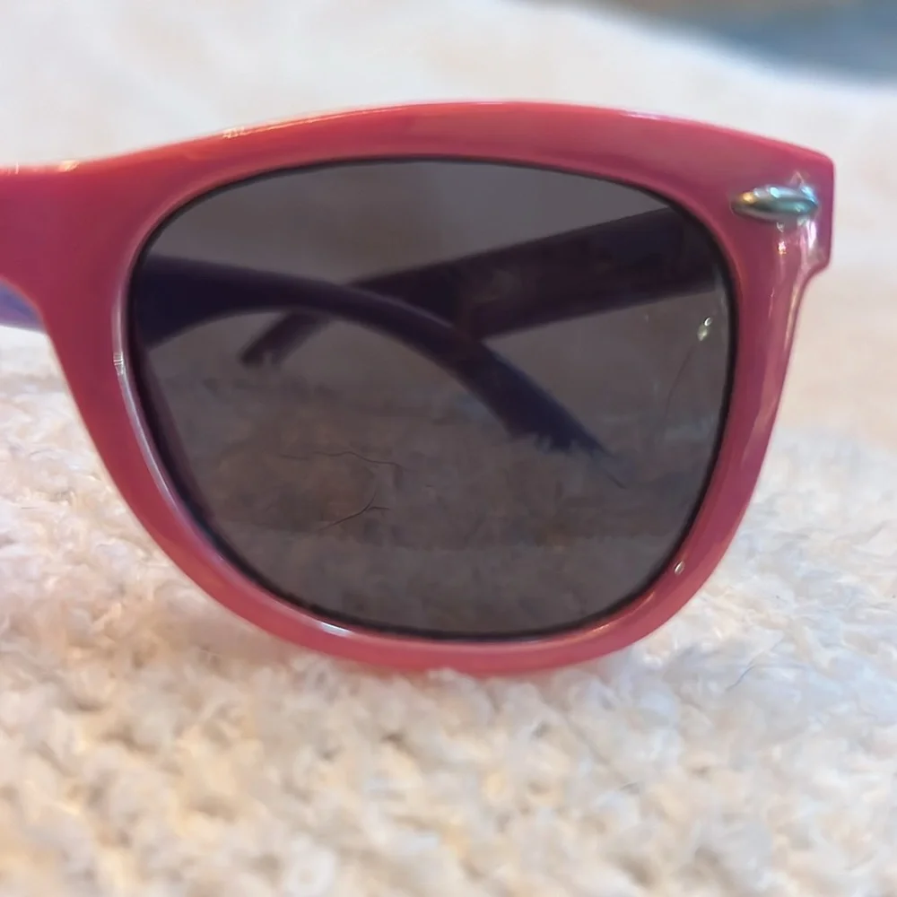Pink and purple girls sunglasses size 4-6